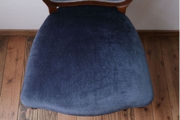 中古　イタリア製　高級感あふれるシックなダイニングチェア(1)