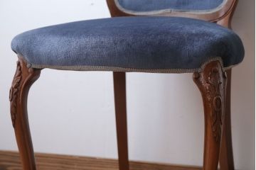 中古　イタリア製　高級感あふれるシックなダイニングチェア(1)