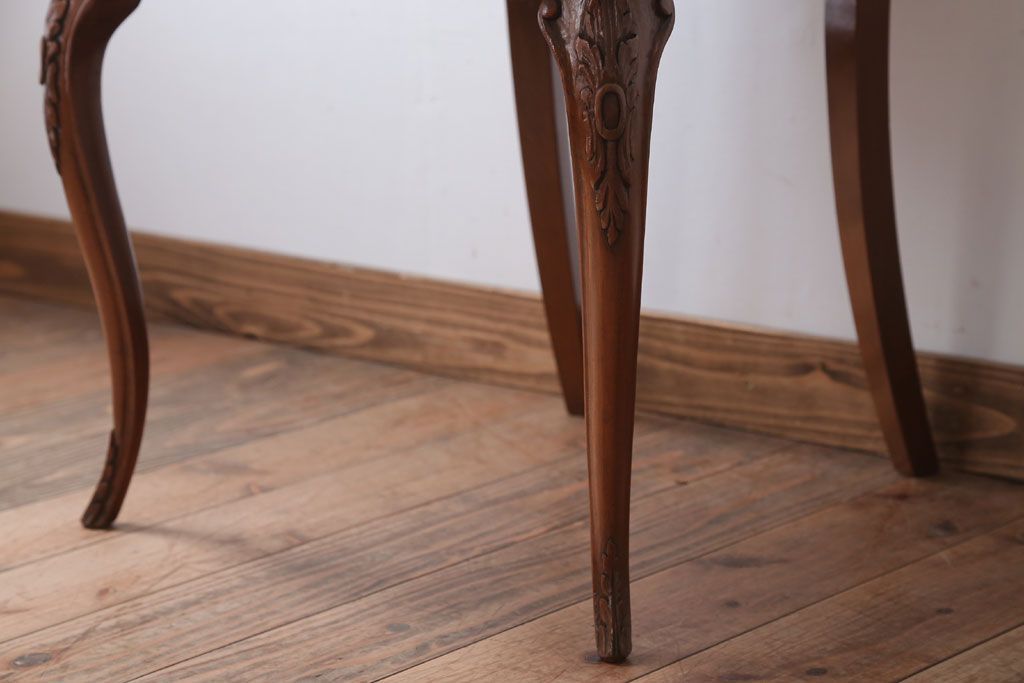 中古　イタリア製　高級感あふれるシックなダイニングチェア(1)