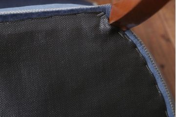 中古　イタリア製　高級感あふれるシックなダイニングチェア(1)