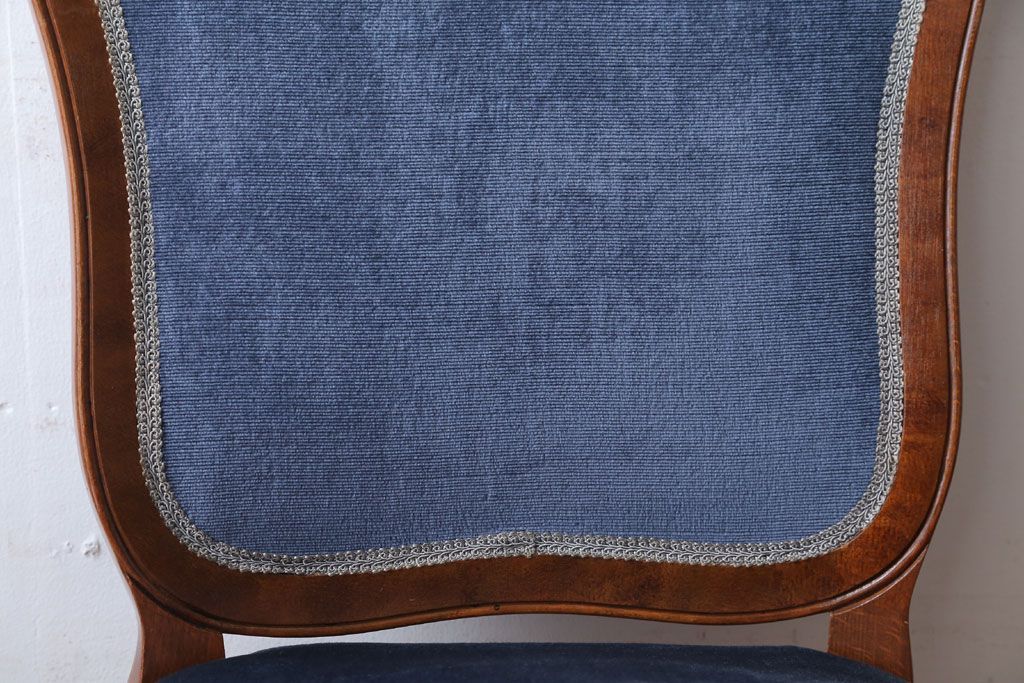 中古　イタリア製　高級感あふれるシックなダイニングチェア(2)