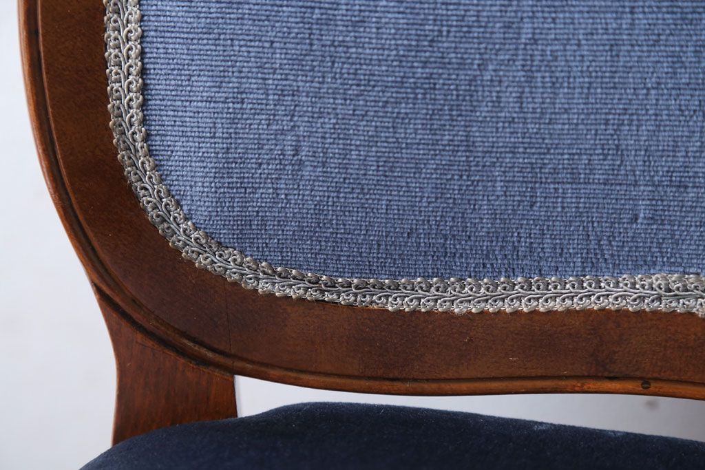 中古　イタリア製　高級感あふれるシックなダイニングチェア(2)