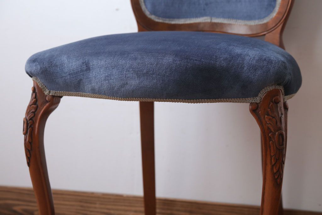 中古　イタリア製　高級感あふれるシックなダイニングチェア(2)