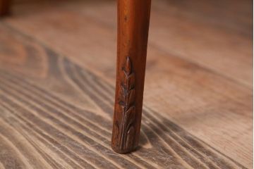 中古　イタリア製　高級感あふれるシックなダイニングチェア(2)