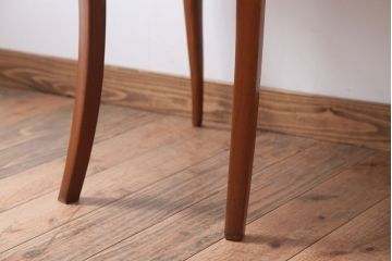 中古　イタリア製　高級感あふれるシックなダイニングチェア(2)