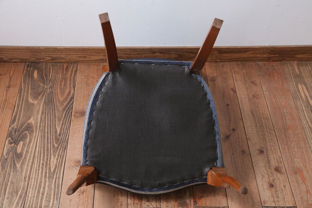 中古　イタリア製　高級感あふれるシックなダイニングチェア(2)