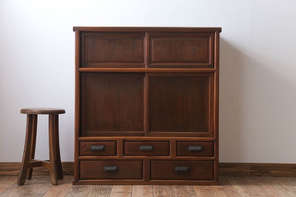 アンティーク家具　和製アンティーク　高級品!前面欅材の上品な収納棚