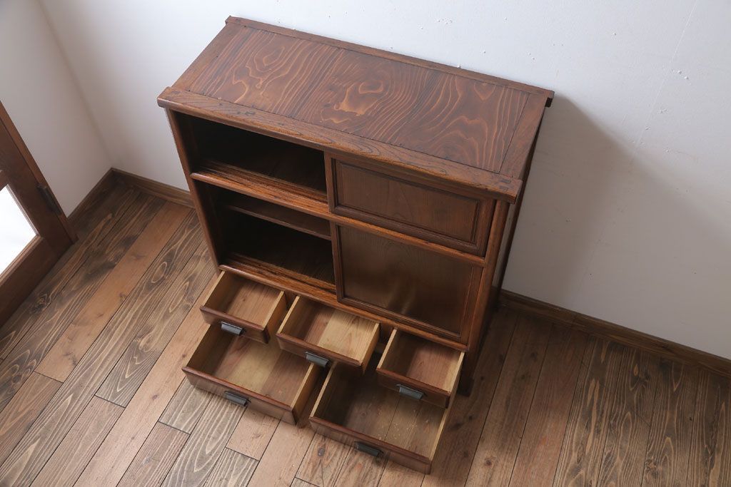 アンティーク家具　和製アンティーク　高級品!前面欅材の上品な収納棚