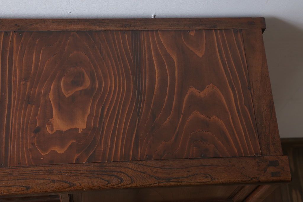 アンティーク家具　和製アンティーク　高級品!前面欅材の上品な収納棚