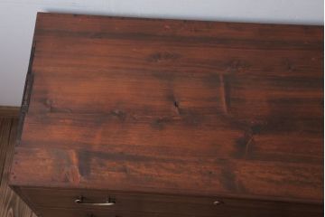 アンティーク家具　和製アンティーク　シンプルな衣装箪笥の鉄脚ローボード(2)