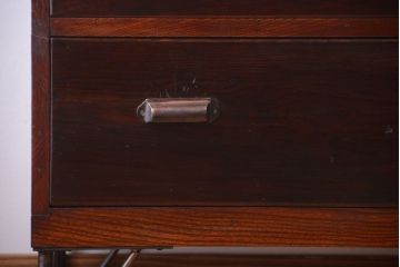 アンティーク家具　アンティーク　前面欅材!鉄脚付き時代箪笥ローボード(ローチェスト)(1)