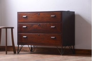 アンティーク家具　アンティーク　前面欅材!鉄脚付き時代箪笥ローボード(ローチェスト)(2)