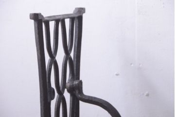 アンティーク家具　アンティーク　おしゃれなミシンの鉄脚