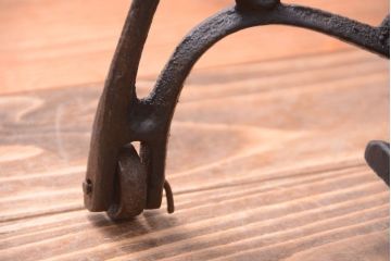 アンティーク家具　アンティーク　おしゃれなミシンの鉄脚