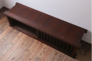 アンティーク家具　古民具・骨董　明治期　框が太く重厚なアンティーク時代箪笥ローボード