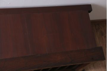 アンティーク家具　古民具・骨董　明治期　框が太く重厚なアンティーク時代箪笥ローボード