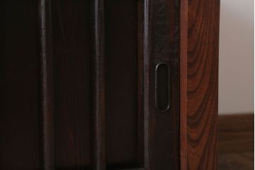 アンティーク家具　古民具・骨董　明治期　框が太く重厚なアンティーク時代箪笥ローボード