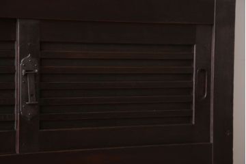 アンティーク家具　古民具・骨董　横桟引き戸!重厚な金具のアンティーク美濃帳場箪笥