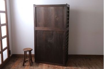 アンティーク家具　古民具・骨董　横桟引き戸!重厚な金具のアンティーク美濃帳場箪笥