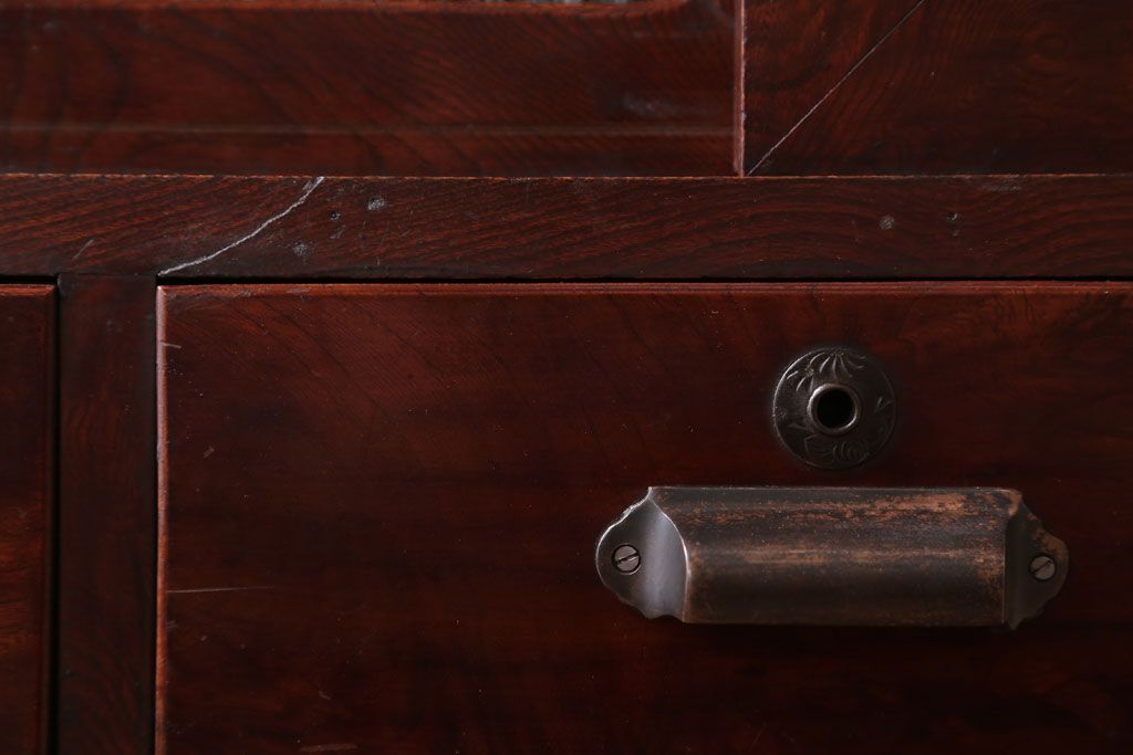 アンティーク家具　和製アンティーク　鉄脚付き!結霜ガラス引き戸のサイドボード