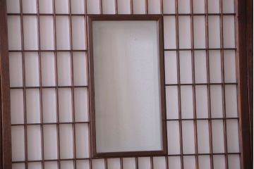 古民具・骨董　古い木のアンティーク縦額障子戸(2)