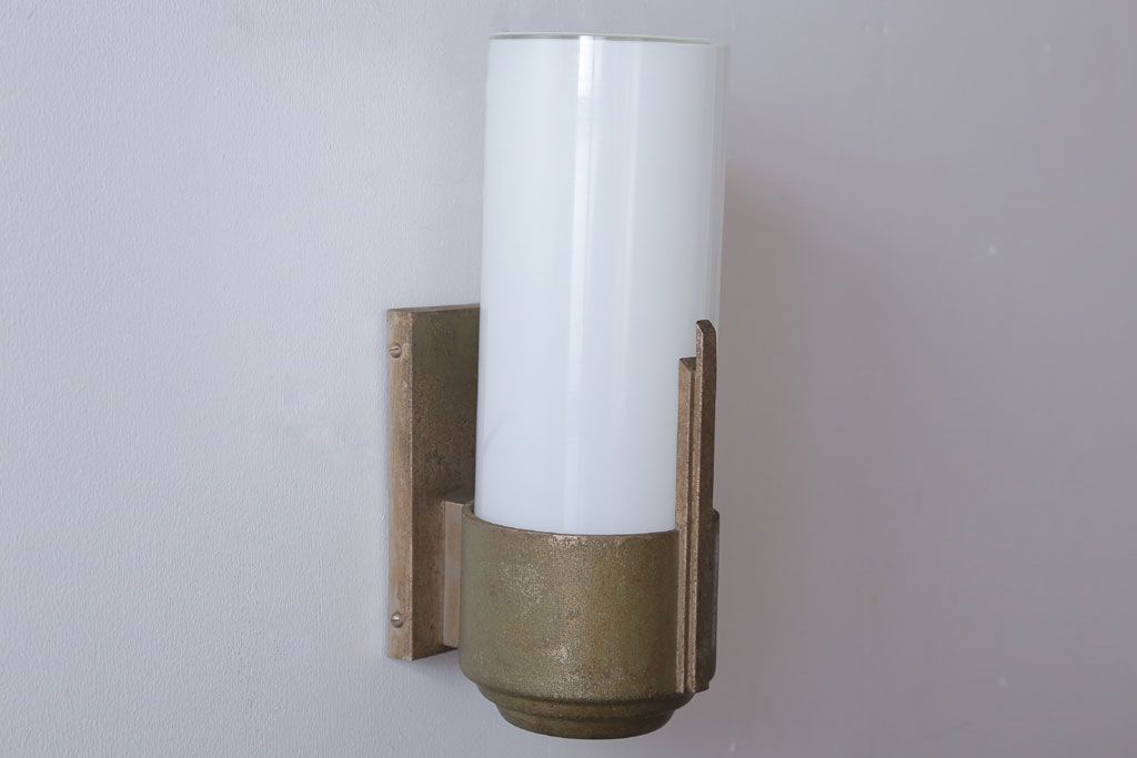 昭和レトロ　シンプルなアンティーク壁掛け照明