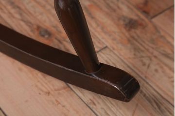 ヴィンテージ家具　ビンテージ　レトロな木製ロッキングチェア