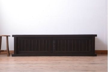 アンティーク家具　古民具・骨董　明治期　框が太く重厚なアンティーク時代箪笥ローボード(2)