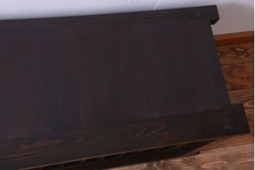 アンティーク家具　古民具・骨董　明治期　框が太く重厚なアンティーク時代箪笥ローボード(2)