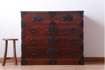 中古　伝統民芸家具 岩谷堂　隠し付き衣装箪笥(チェスト)