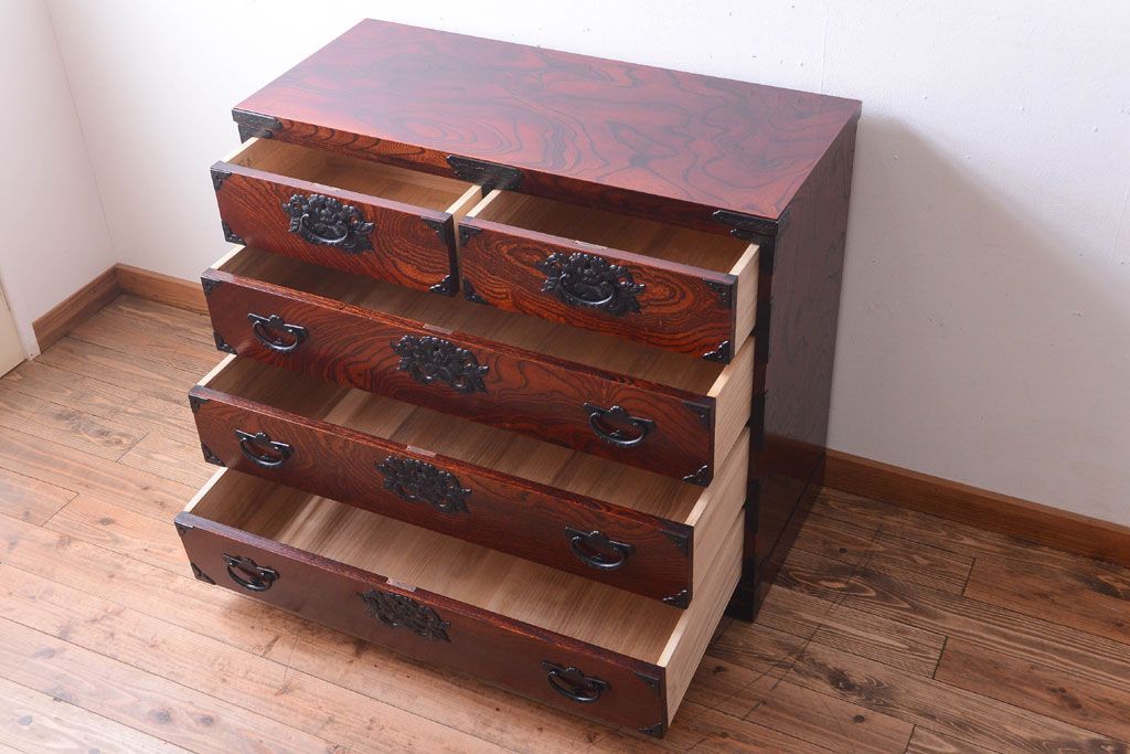 中古　伝統民芸家具 岩谷堂　隠し付き衣装箪笥(チェスト)