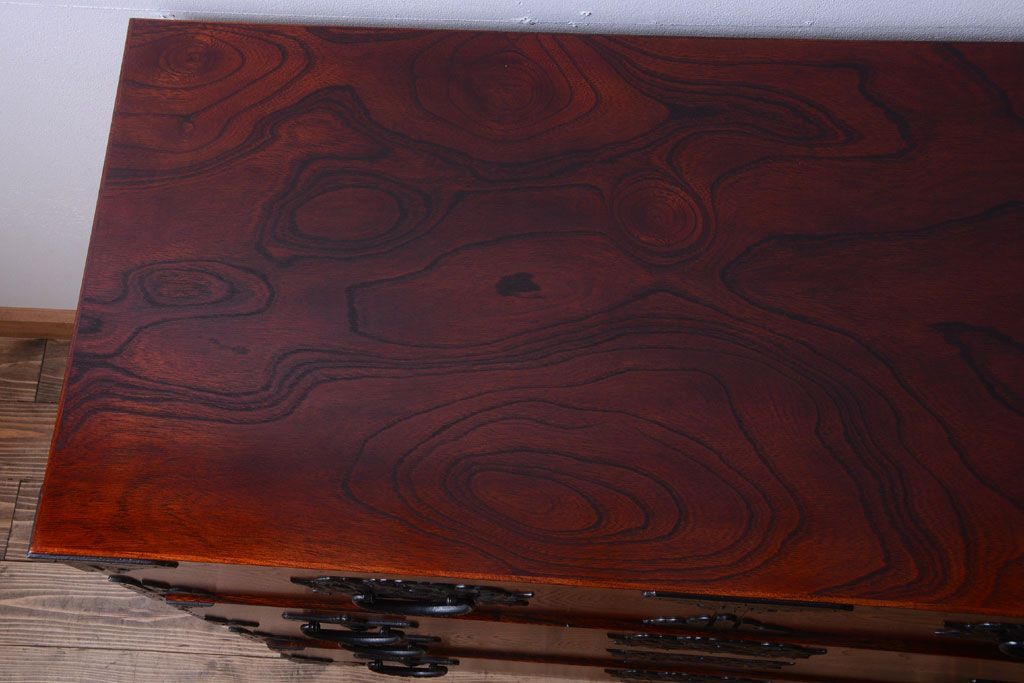 中古　伝統民芸家具 岩谷堂　隠し付き衣装箪笥(チェスト)