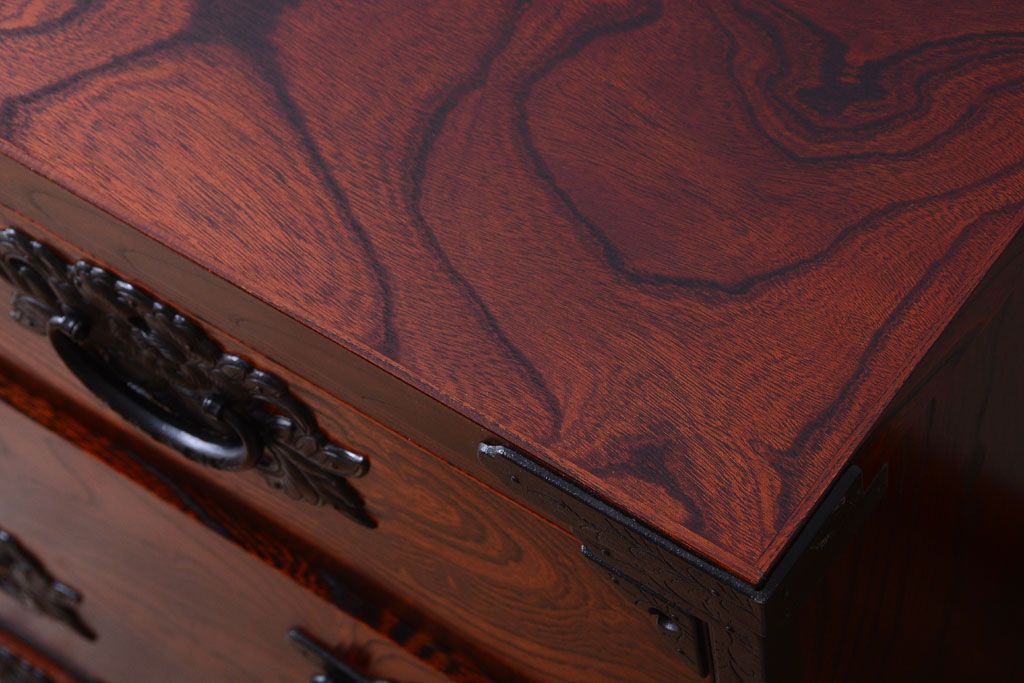 中古　伝統民芸家具 岩谷堂　隠し付き衣装箪笥(チェスト)