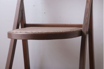 ヴィンテージ家具　ビンテージ　本革座面がおしゃれな木製折り畳みチェア