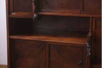 アンティーク家具　和製アンティーク　高級品!意匠が素晴らしい三方欅材の茶棚