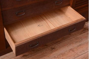 アンティーク家具　古民具・骨董　明治期　重厚なアンティーク横型衣装箪笥(サイドボード)