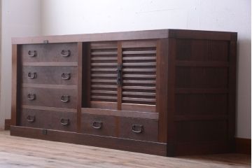 アンティーク家具　古民具・骨董　明治期　重厚なアンティーク横型衣装箪笥(サイドボード)