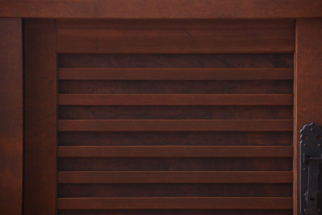 アンティーク家具　古民具・骨董　明治期　重厚なアンティーク横型衣装箪笥(サイドボード)