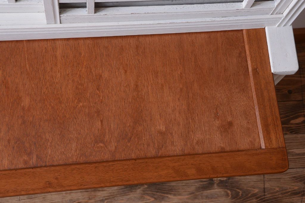 アンティーク家具　アンティークペイント　作業台付き!おしゃれな脚付き食器棚