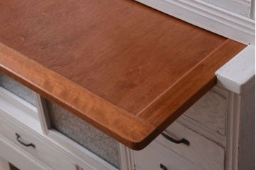 アンティーク家具　アンティークペイント　作業台付き!おしゃれな脚付き食器棚