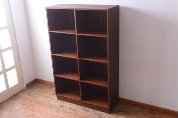 アンティーク家具　和製アンティーク　特大サイズ!古い木の重厚な縦型マス目棚(2)