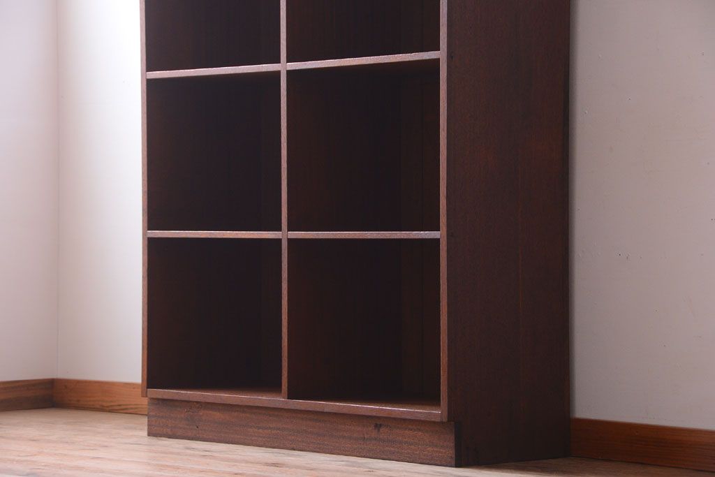 アンティーク家具　和製アンティーク　特大サイズ!古い木の重厚な縦型マス目棚(2)