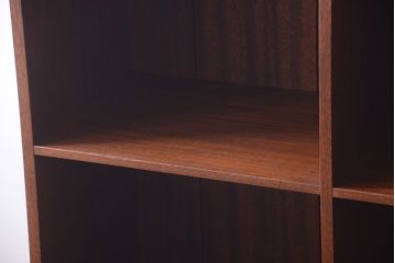 アンティーク家具　和製アンティーク　特大サイズ!古い木の重厚な縦型マス目棚(2)