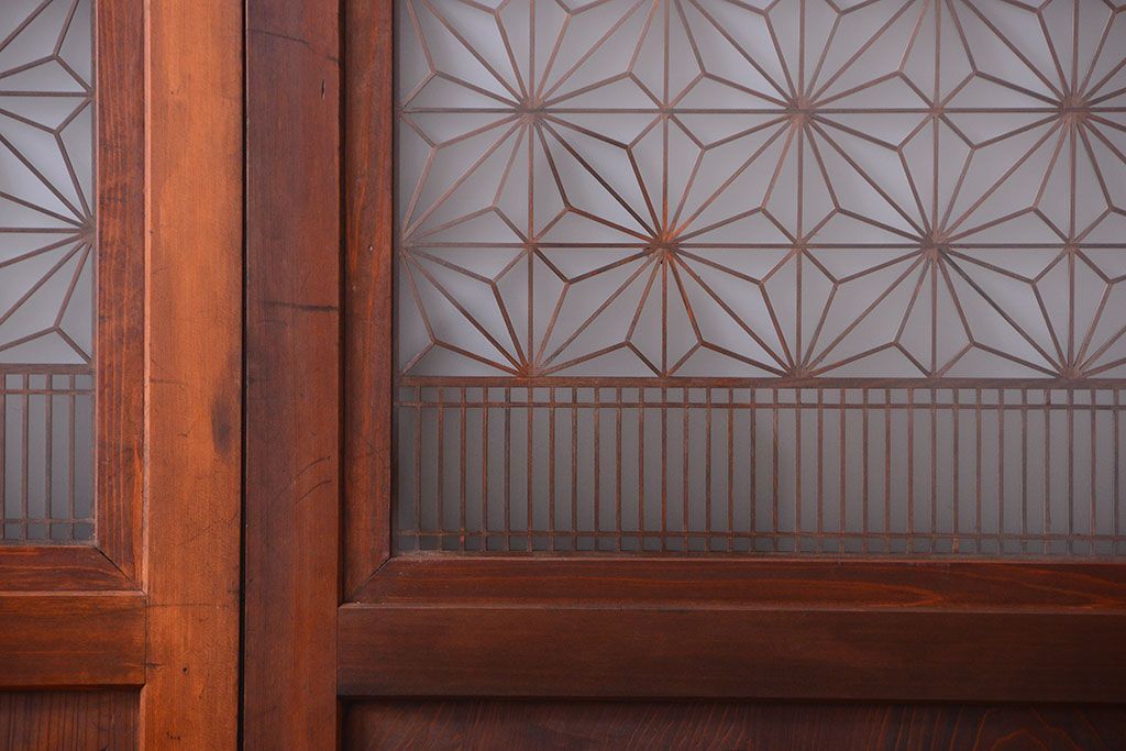 和製アンティーク　組子入り!古い木の上品なすりガラス帯戸4枚セット