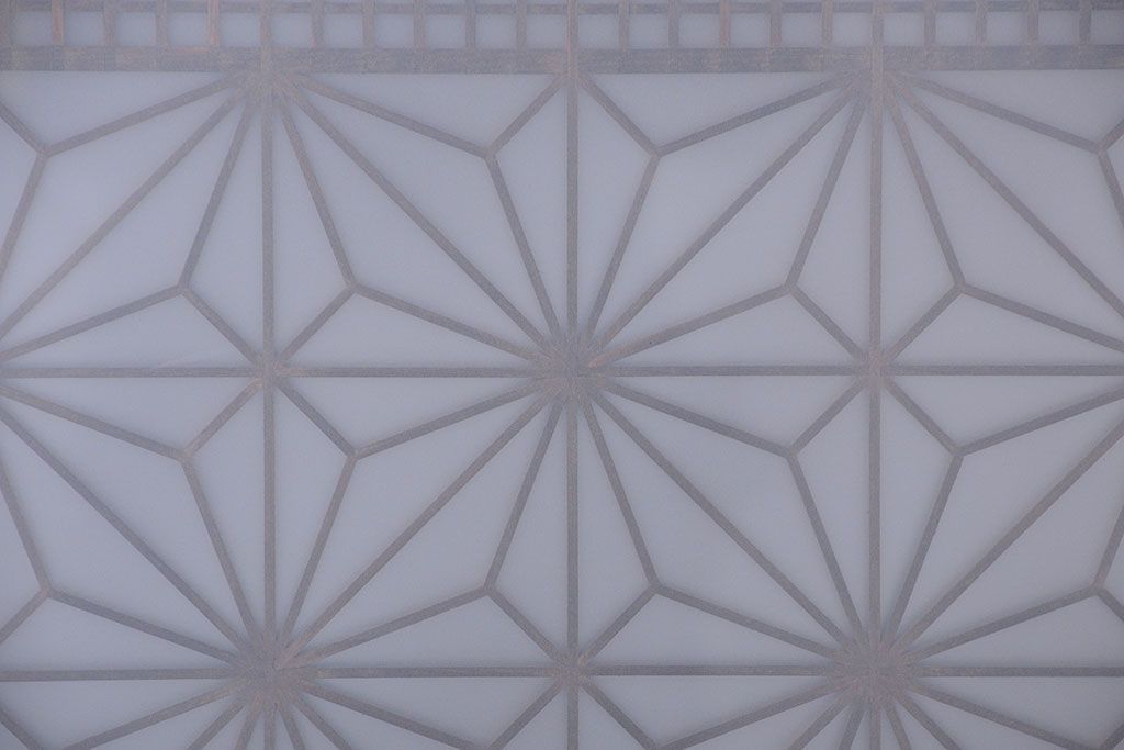 和製アンティーク　組子入り!古い木の上品なすりガラス帯戸4枚セット