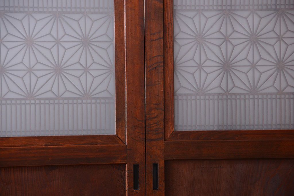 和製アンティーク　組子入り!古い木の上品なすりガラス帯戸4枚セット