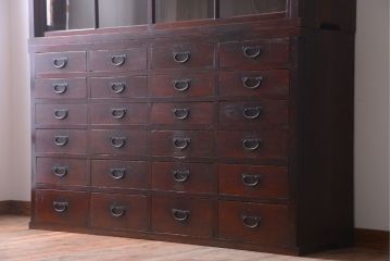 アンティーク家具　和製アンティーク　引き出し24杯付き!古い木の大きな収納棚