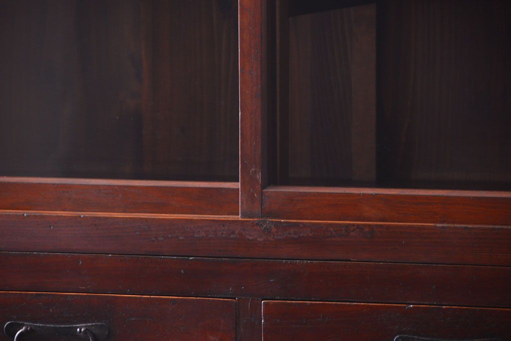 アンティーク家具　和製アンティーク　引き出し24杯付き!古い木の大きな収納棚