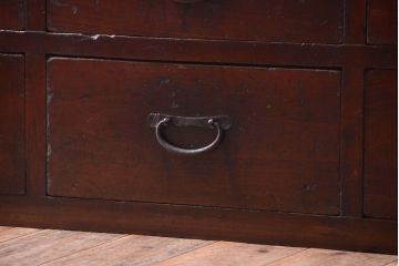 アンティーク家具　和製アンティーク　引き出し24杯付き!古い木の大きな収納棚