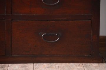 アンティーク家具　和製アンティーク　引き出し24杯付き!古い木の大きな収納棚